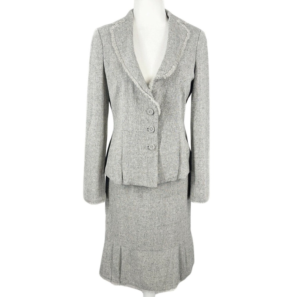 WHBM Light Gray Herringbone Wool Blend Fringe Skirt Suit Set Women's Size 6 Y2K - Picture 1 of 14